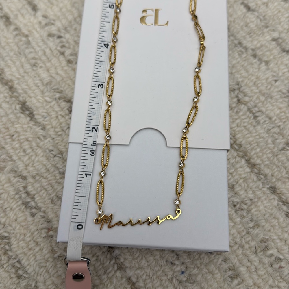 Abbott Lyon Name Necklace Gold ‘Marissa’